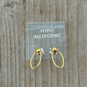 Bundle 3 for 50% off 1970s Deadstock Little Goldtone Oval Post Earrings